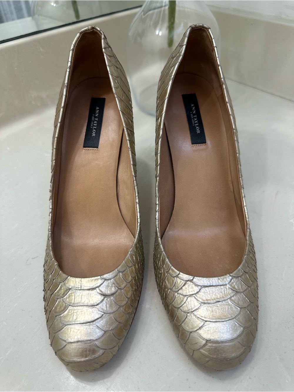 Ann Taylor Metallic Gold Scale-Texture Pumps